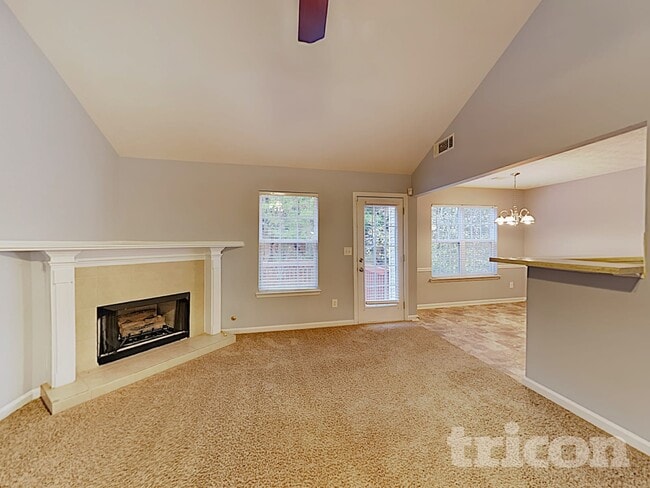 Photo - 4190 Crestside Ridge SW