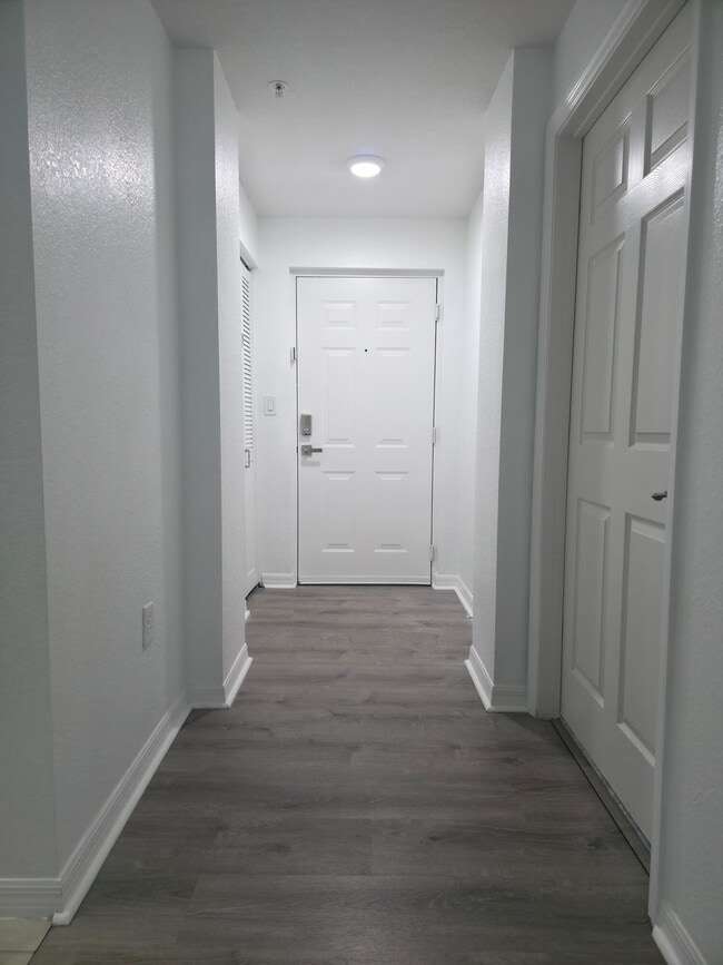 Photo - 2805 Veronia Dr Unit 204