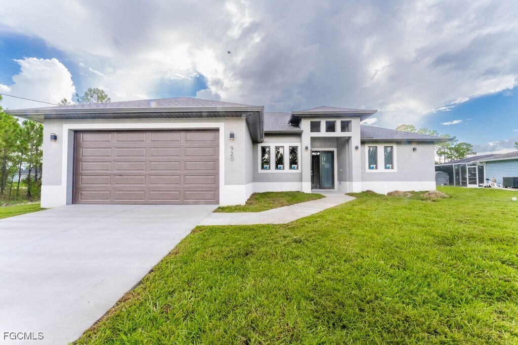 Photo - 920 Washington Ave