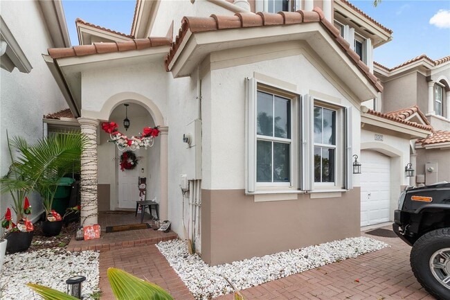 Building Photo - 8562 NW 108th Ave