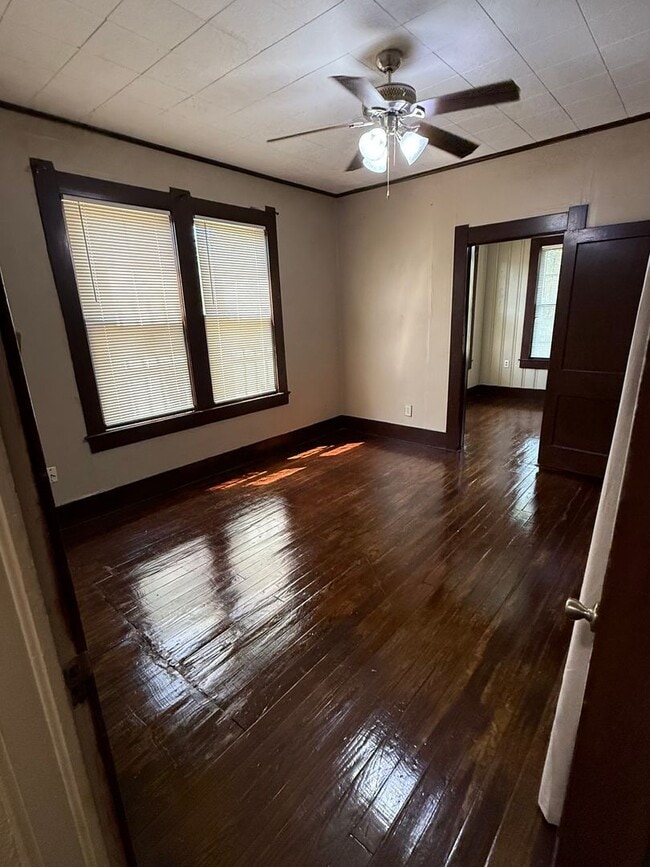 Photo - 3 Bedroom, 1 Bathroom Home for Rent in Bea...