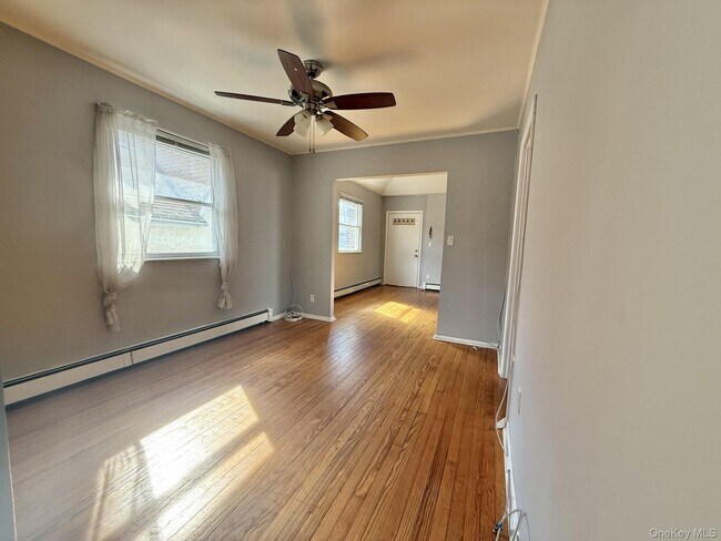 Photo - 70 Malone Ave Unit Upper