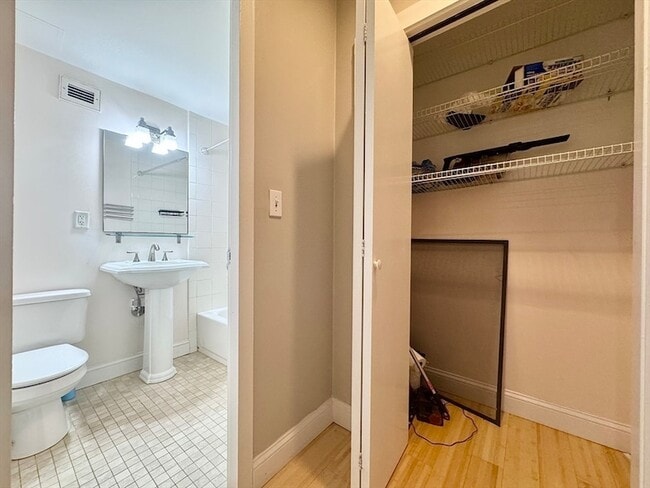 Photo - 8 Juniper St Unit 18