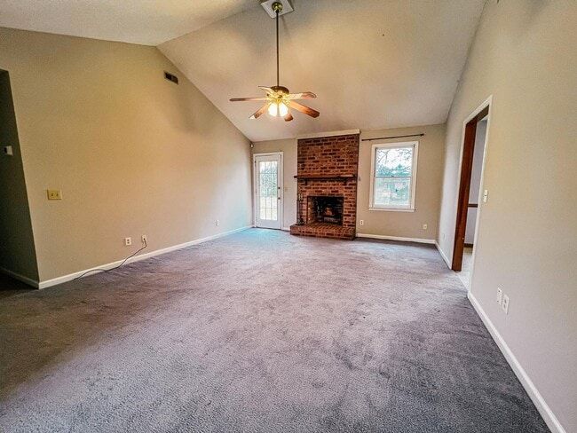 4640 Dawn Cir