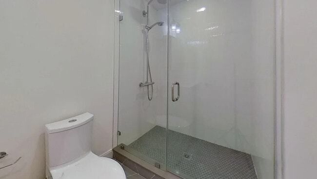 Photo - 79 Linden St Unit 2