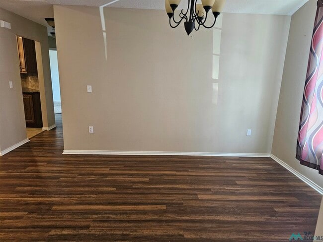 Photo - 2214 Boxwood Cir