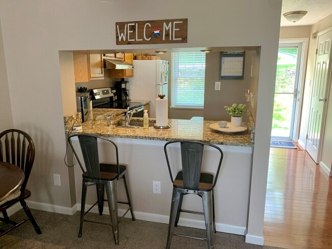 Photo - 222 Shadowlawn Cir