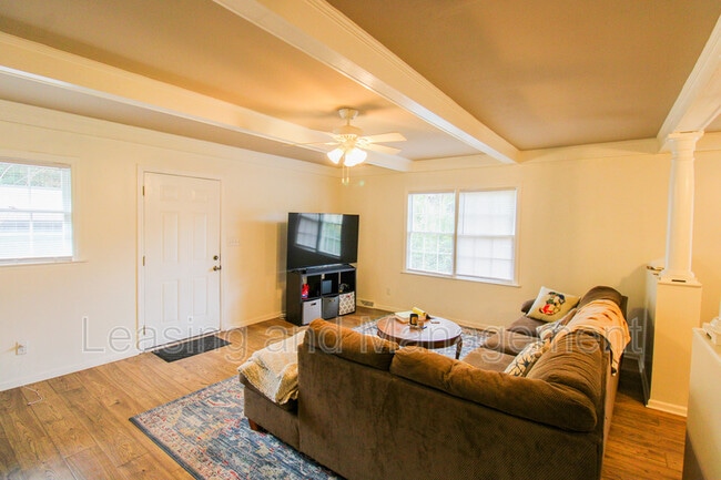 Photo - 1709 Mulmar St