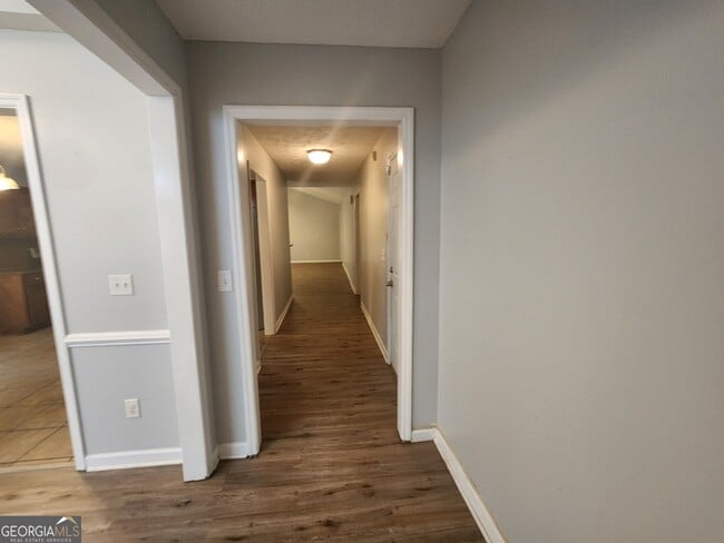 Photo - 526 Vista Dr