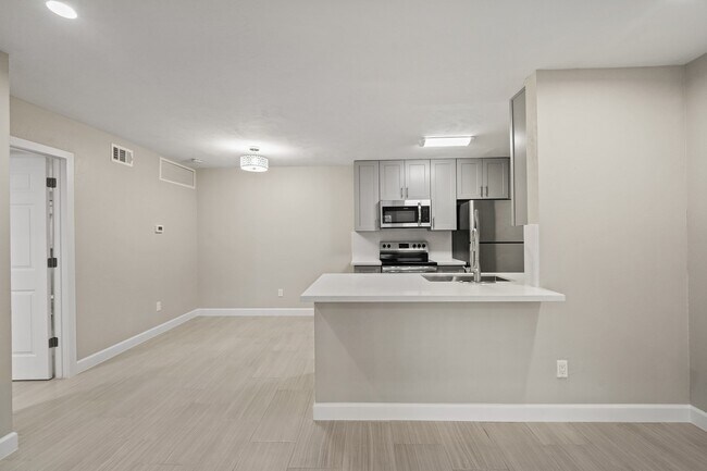 1223 Augusta Dr Unit 21