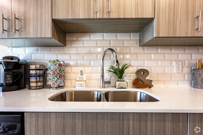 4 habitaciones, 4 baños - Summit Place