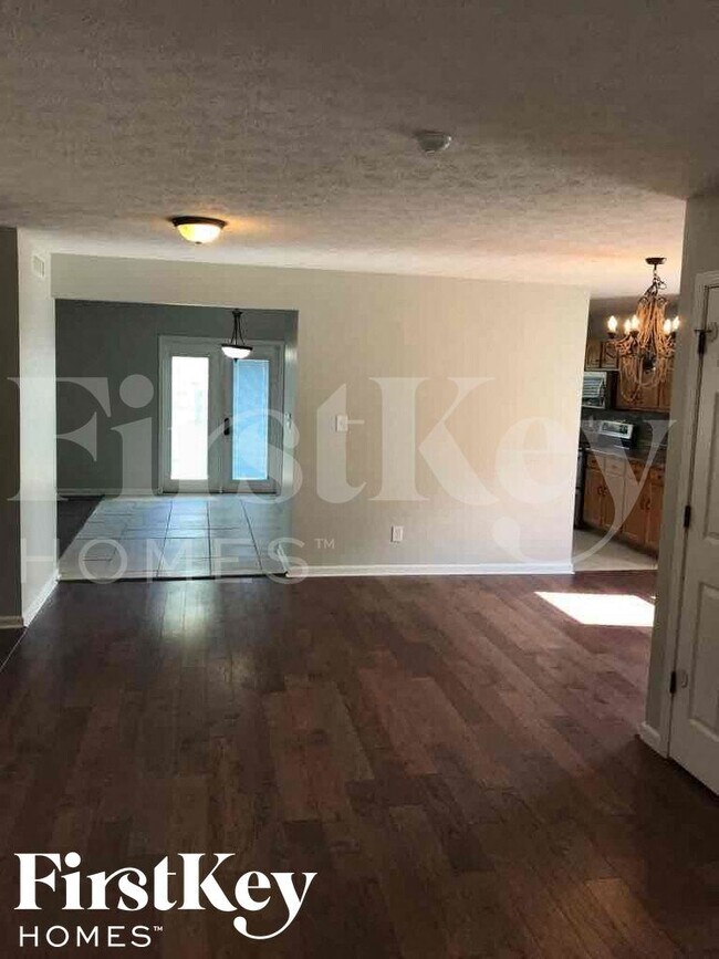 Photo - 1293 River Ridge Dr