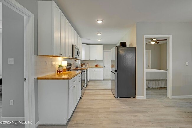 Photo - 2908 Broadway Ave