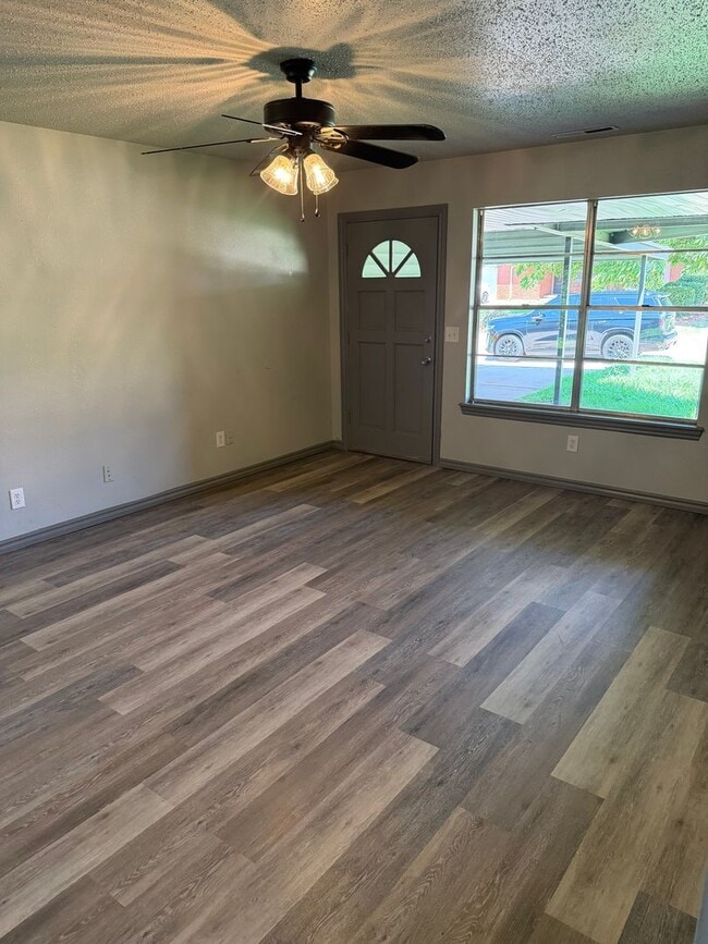 Photo - Awesome family home for rent