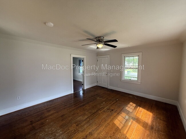Photo - 138 Mansfield St