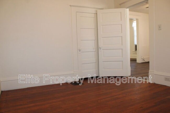 Photo - 326 W Routt Ave