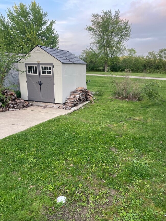 Photo - 115 Wamplers Ct