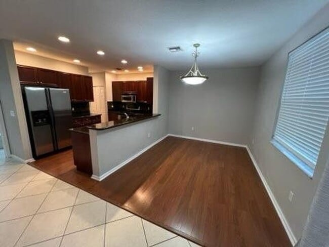 Photo - 9142 Dupont Pl