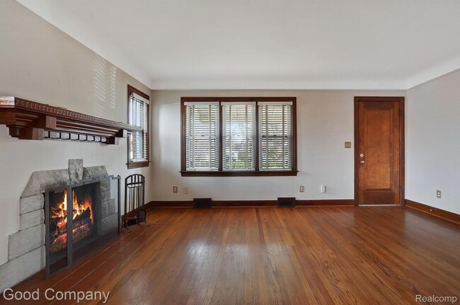 Photo - 200 S Pleasant St Unit A