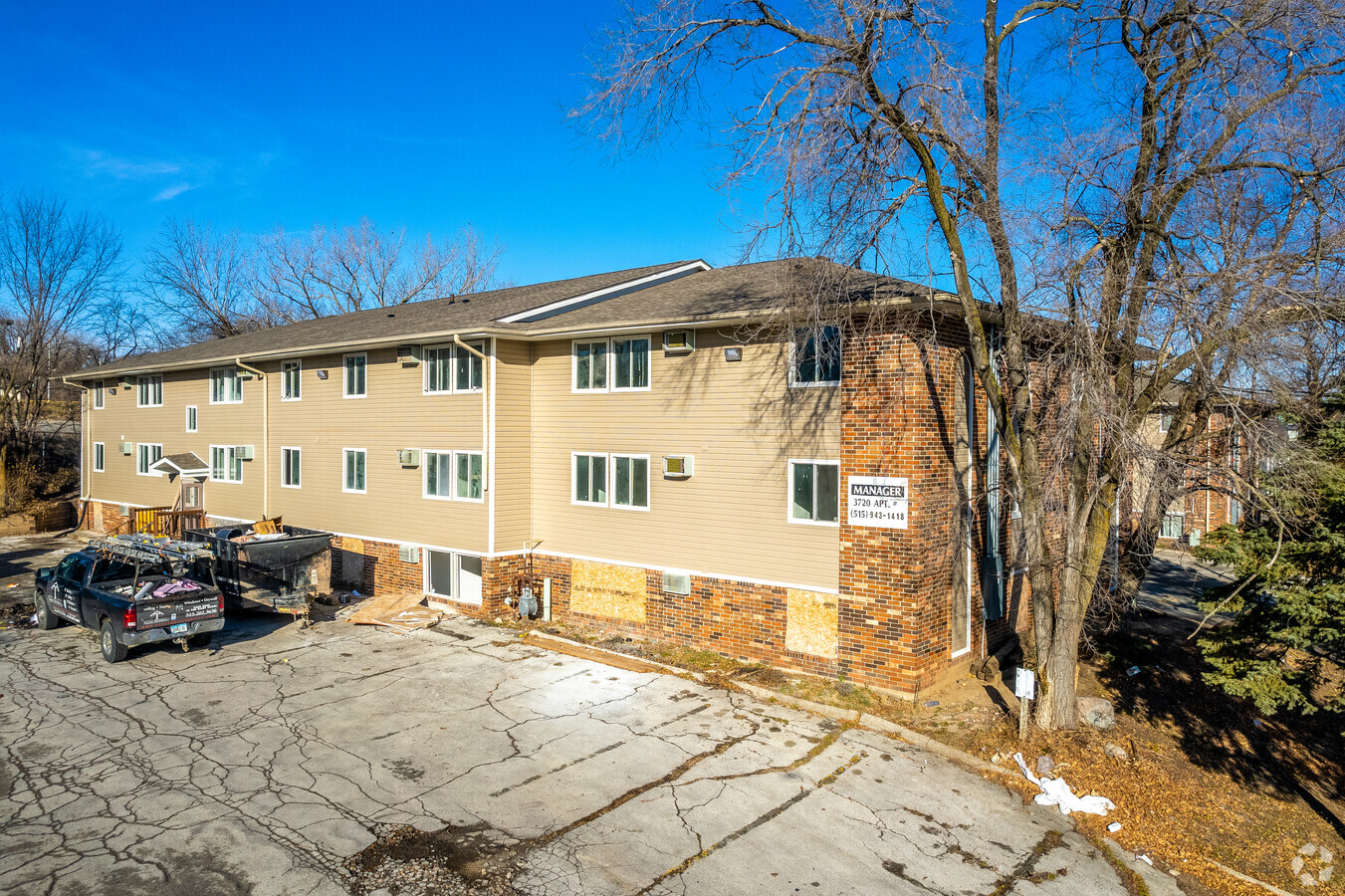 Garden Court Apartments - Garden Court Apartments