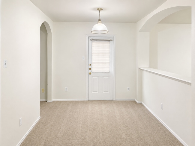 Photo - 3 Bedroom/2 Bath Shaenfield Pl Subdivision