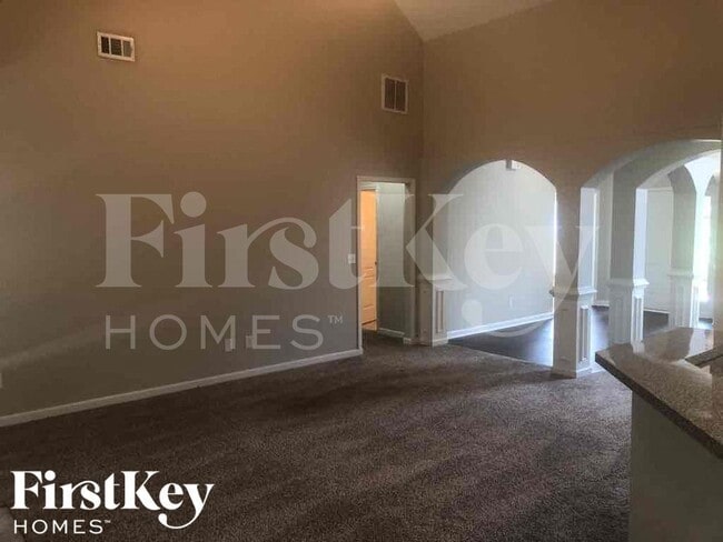 Photo - 1401 Aramore Dr SE