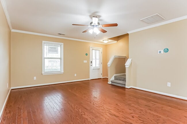 Photo - 160 Briar Ridge Ln