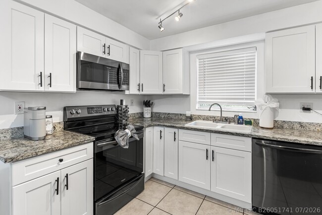Building Photo - 2191 Thomasson Dr