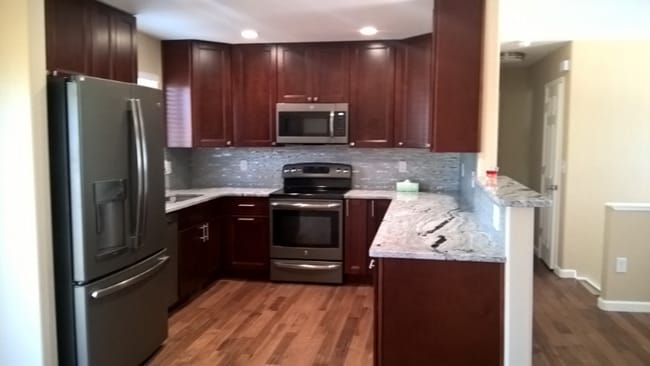 Photo - 803 Potter Dr