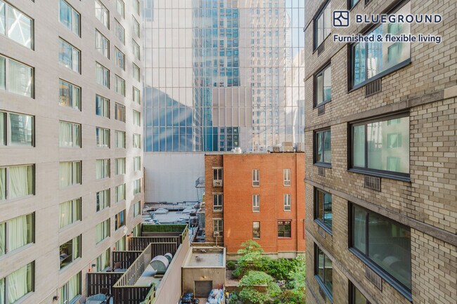 Photo - 230 W 55th St Unidad FL5-ID1587