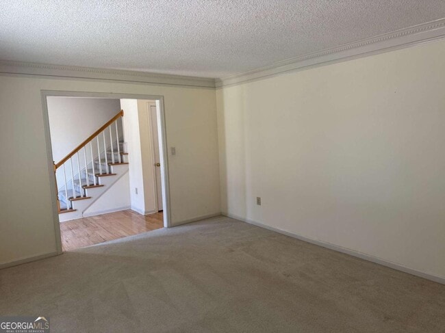 Photo - 140 Yorkshire Rd