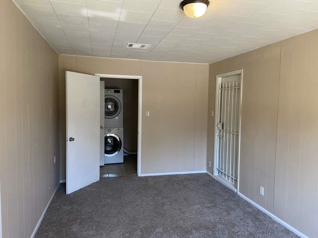 Photo - 10818 Carlton Dr