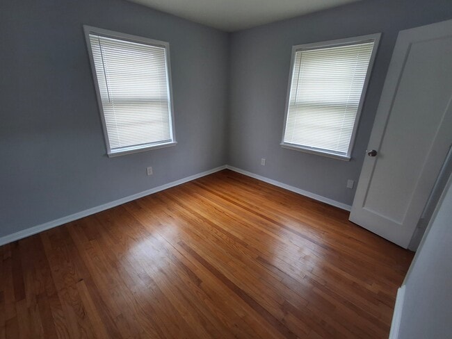Photo - 33 NW 29th St