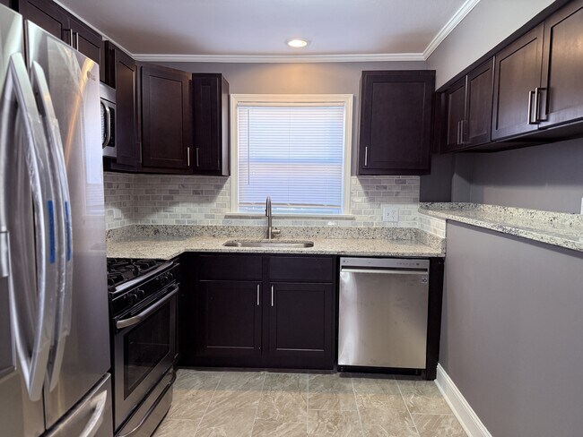Photo - 11547 S Ashland Ave