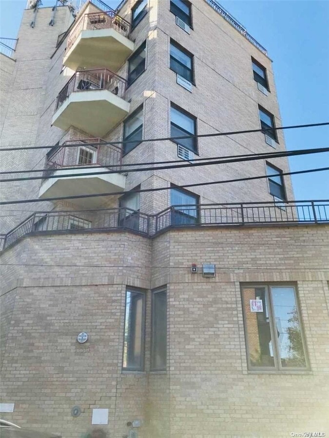 Photo - 162-18-162-71 71st Ave Unidad 5A