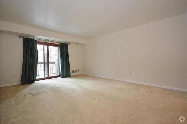 Building Photo - 1500 Cochran Rd Rental