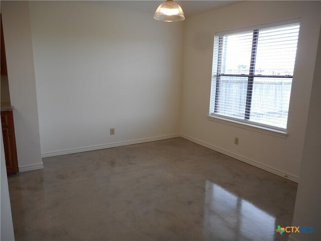 Photo - 102 Gemini Ct