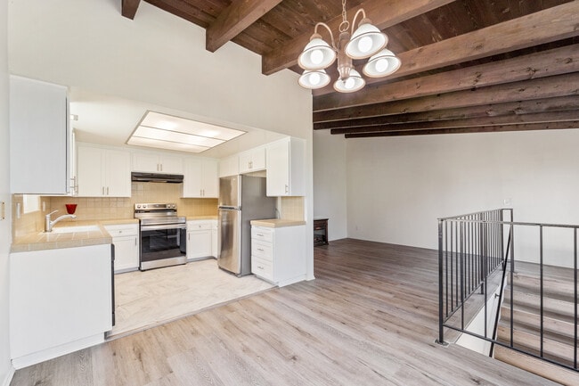 Photo - 1909 Harriman Ln Unidad 4