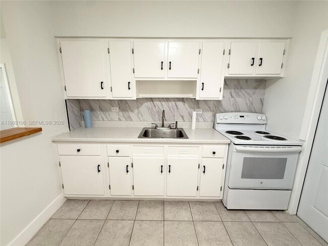 Photo - 2213 Madison St Unidad 4