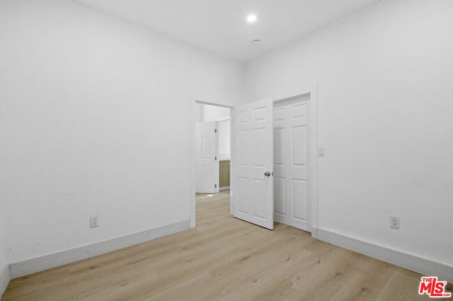 Photo - 934 S Mott St