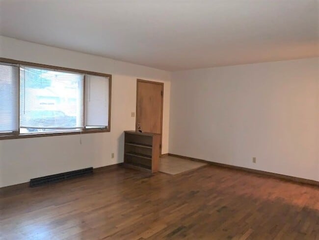 Photo - Great Location - 3 bedroom home available!