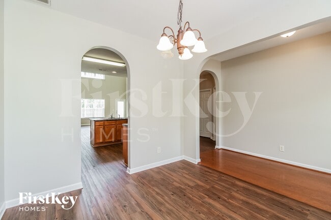 Photo - 1003 Ronald Rd