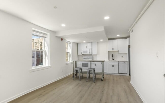 Photo - 2723 E Huntingdon St Unit 2nd Floor