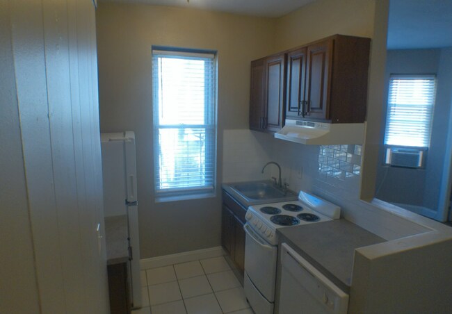 Photo - 1850 Beacon St Unit 3-6