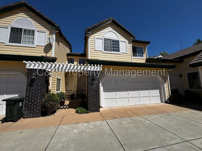 Photo - 1353 Shell Ln