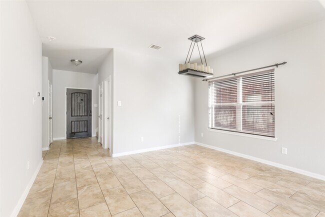 Photo - 10414 Whisper Bluff Dr