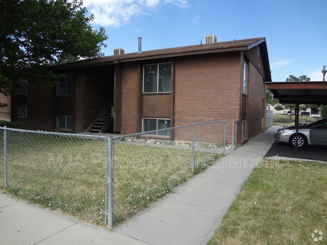 Building Photo - 4642 S Arlington Park Dr Unit 03 Rental