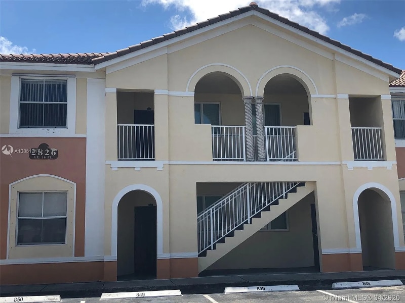 Photo - 2826 SE 16th Pl Unidad 203 Rental