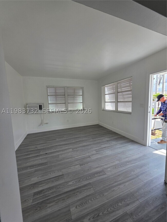 71 Esplanade D Espl Unit D