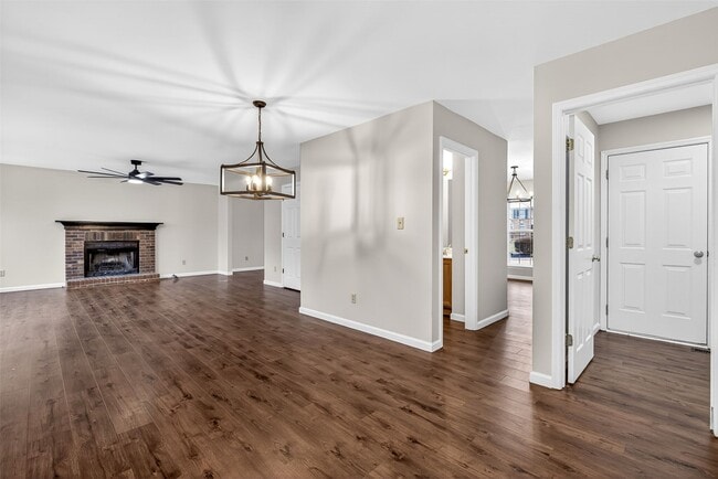 Photo - 10 Caleb Cir